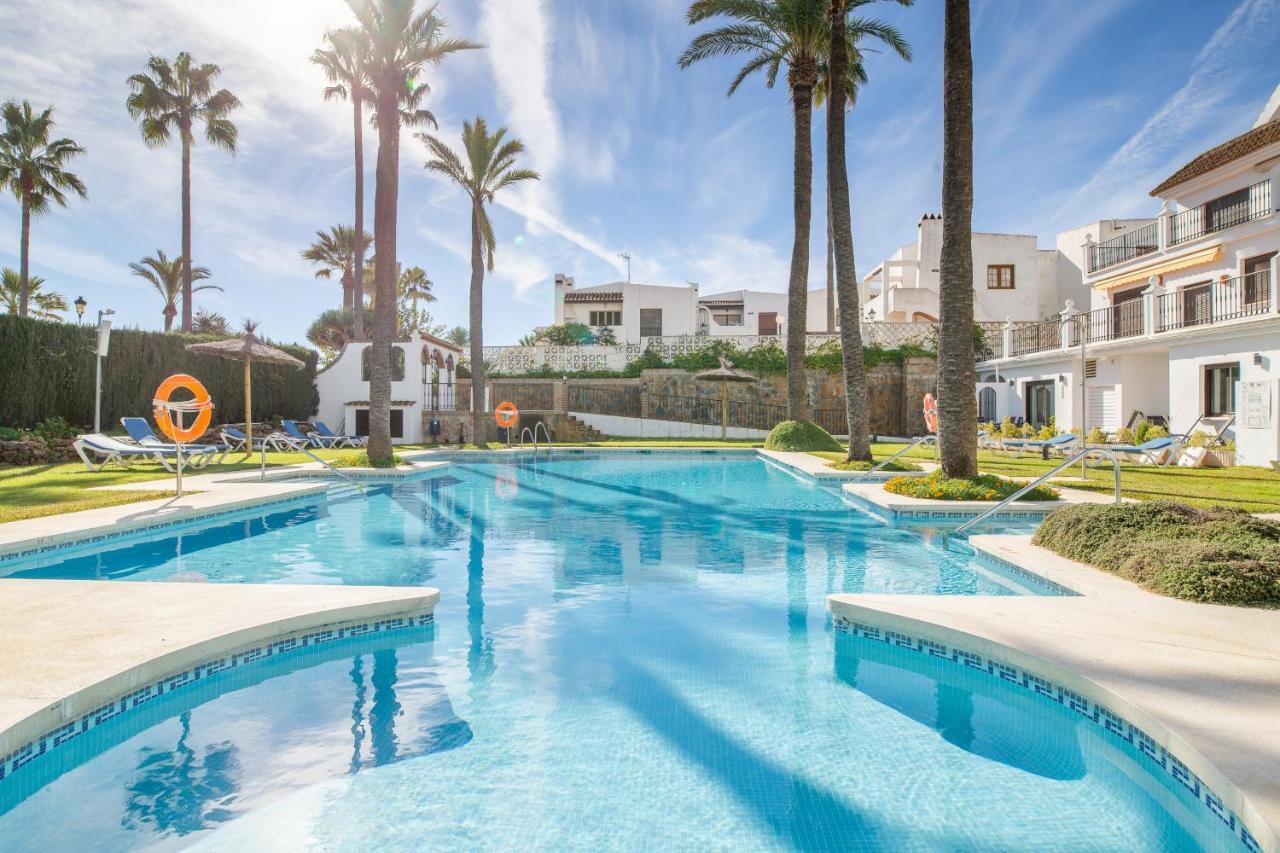 2261-Superb Apt On The Beach, On Duquesa Harbour Manilva Exterior photo