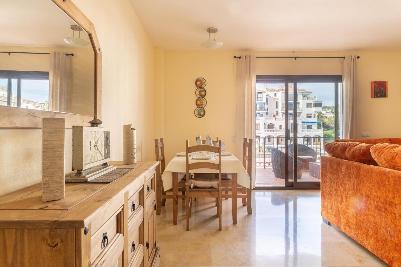 2261-Superb Apt On The Beach, On Duquesa Harbour Manilva Exterior photo
