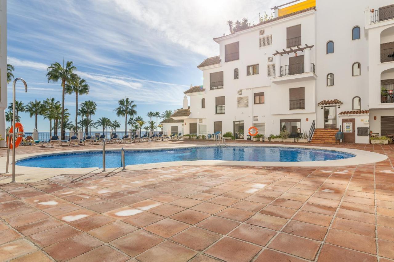 2261-Superb Apt On The Beach, On Duquesa Harbour Manilva Exterior photo